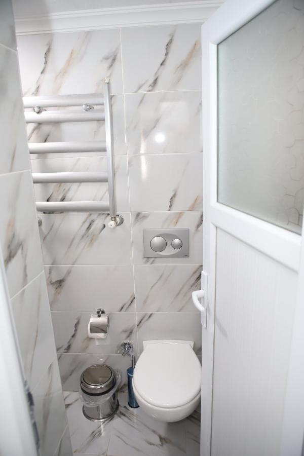 Laos Istanbul Town Hause Apartment ภายนอก รูปภาพ